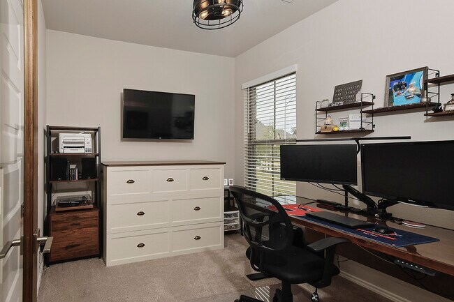 Building Photo - 249 Trapper Creek Dr