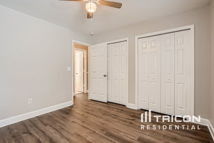 Building Photo - 1004 Quaker Ridge Ct