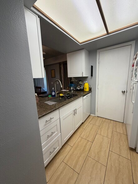 Building Photo - 4271 S Salida Way