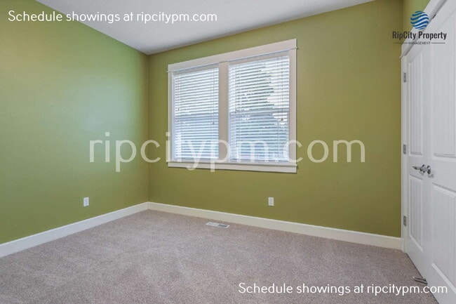 Building Photo - 22314 SW Mandan Dr