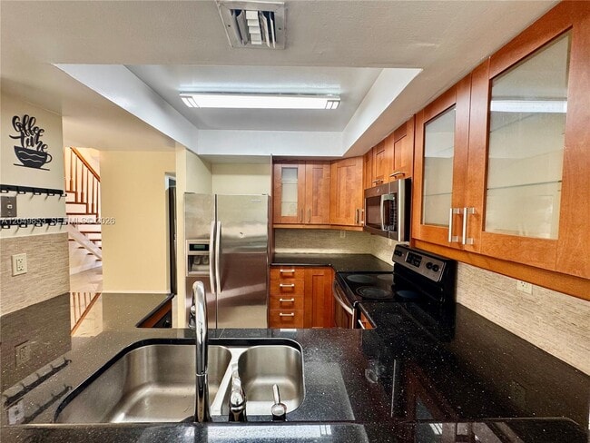 Building Photo - 8215 SW 152nd Ave