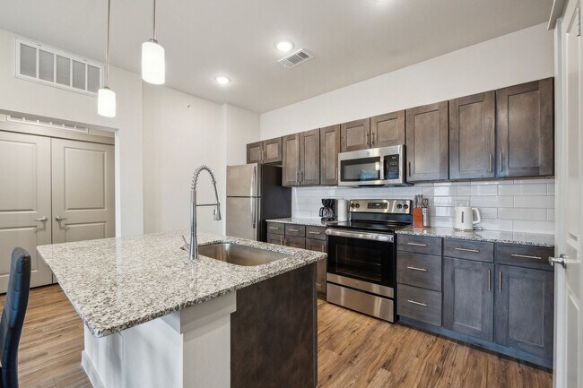 Building Photo - 2051 Mayfield Pkwy