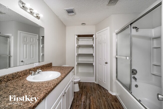 Building Photo - 7915 Millers Trail