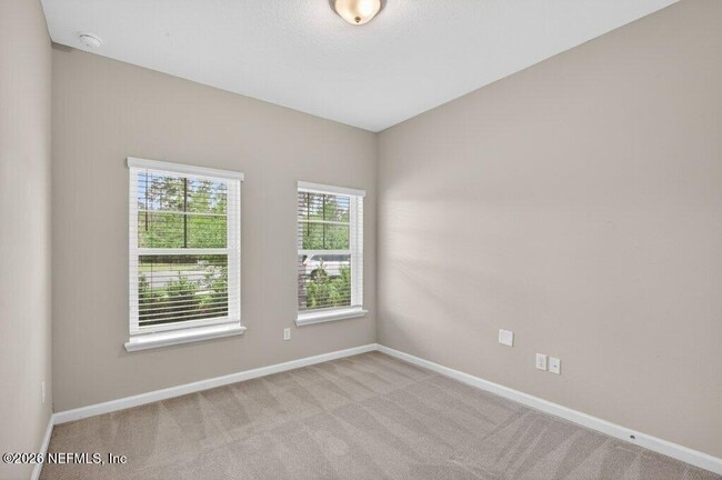 Building Photo - 21 Yardley Ct