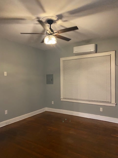 Building Photo - 515 E Evergreen St