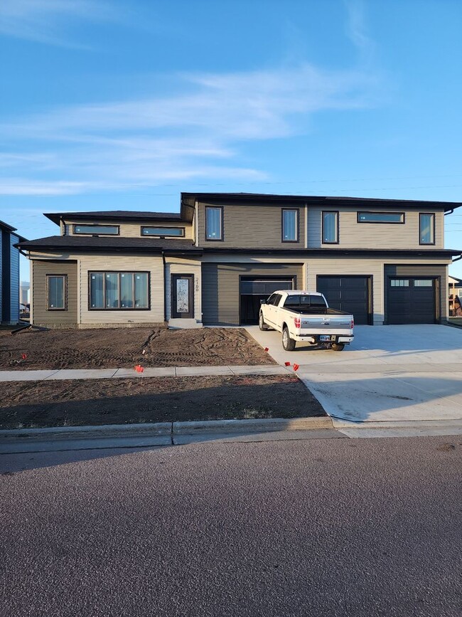 New construction three bedroom house - 2100 W 95th St Sioux Falls SD ...