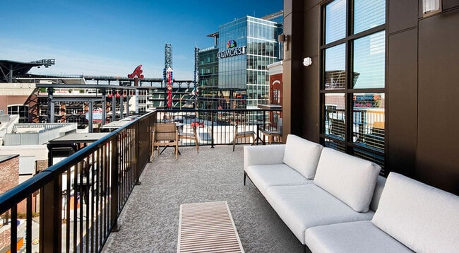 Building Photo - 915 Battery Ave SE