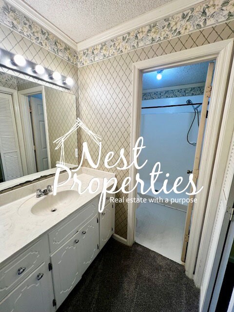 Building Photo - 325 Southampton Dr