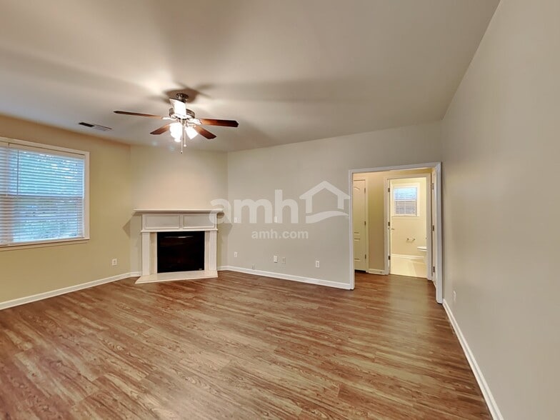 Building Photo - 183 Diamond Ridge Ave