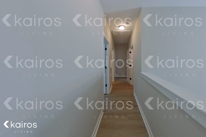 Building Photo - 8022 Shadesbrook Dr