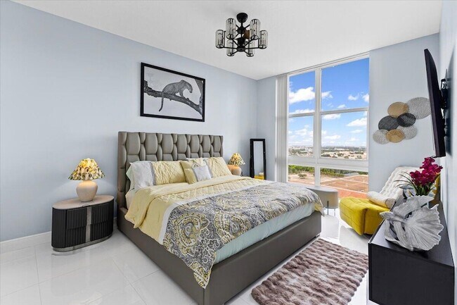 Building Photo - 550 Okeechobee Blvd