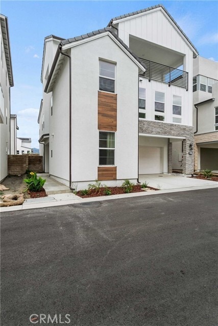 Building Photo - 181 Pin Ln