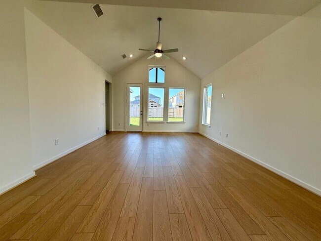 Building Photo - 22142 Paula Bluff Ln