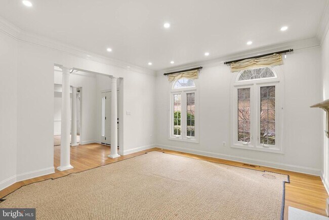 Building Photo - 6058 Sugarstone Ct