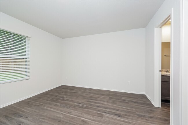 Building Photo - 22423 Verdin Rd