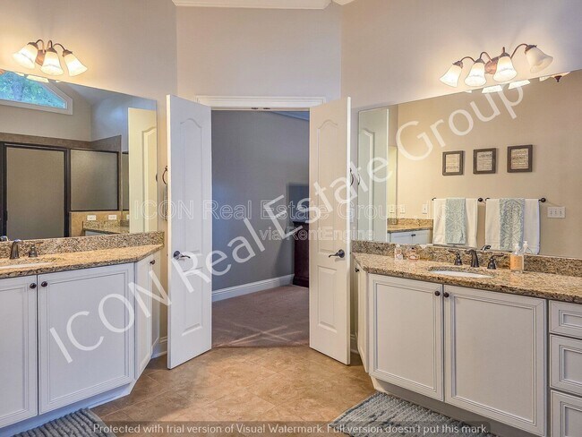 Building Photo - 104 Rock Creek Ln
