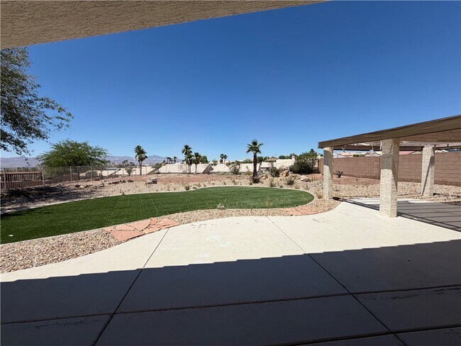 Building Photo - 2581 Highland Trail