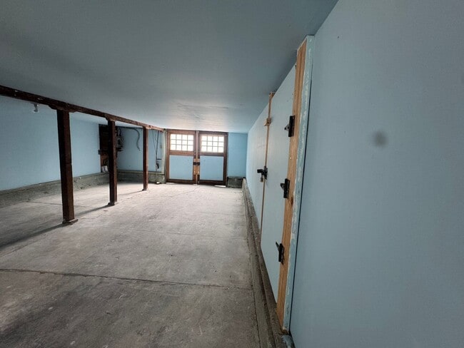 Building Photo - Charming 2 BED/1BATH Home For Rent Near Bay Bridge Waters!!!