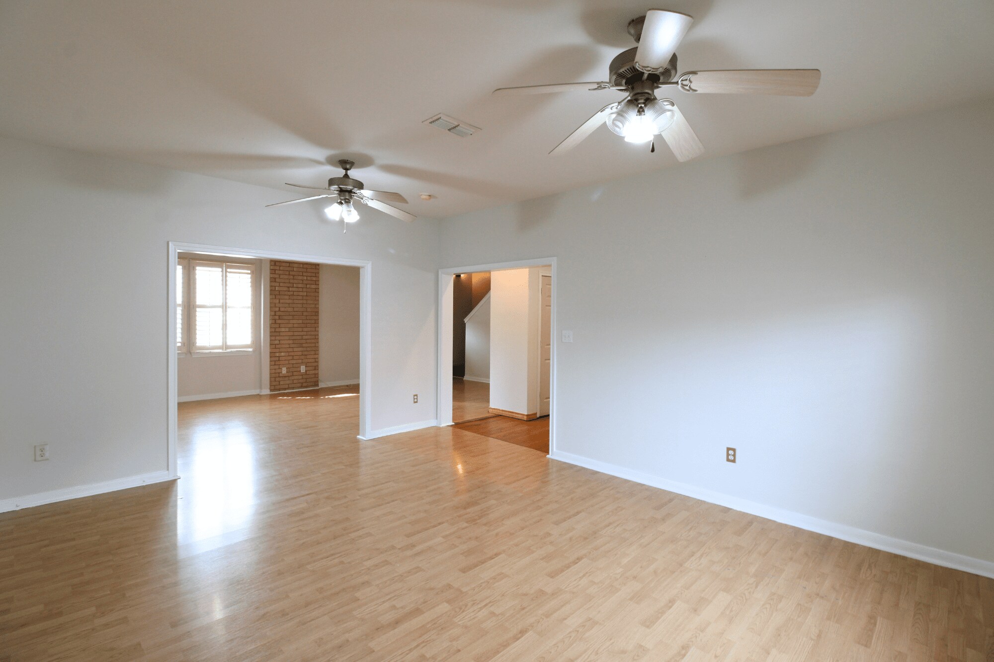 Building Photo - 2445 Monarch Dr