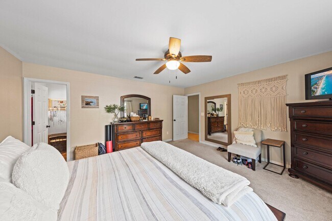 Building Photo - 4405 Southminster Cir