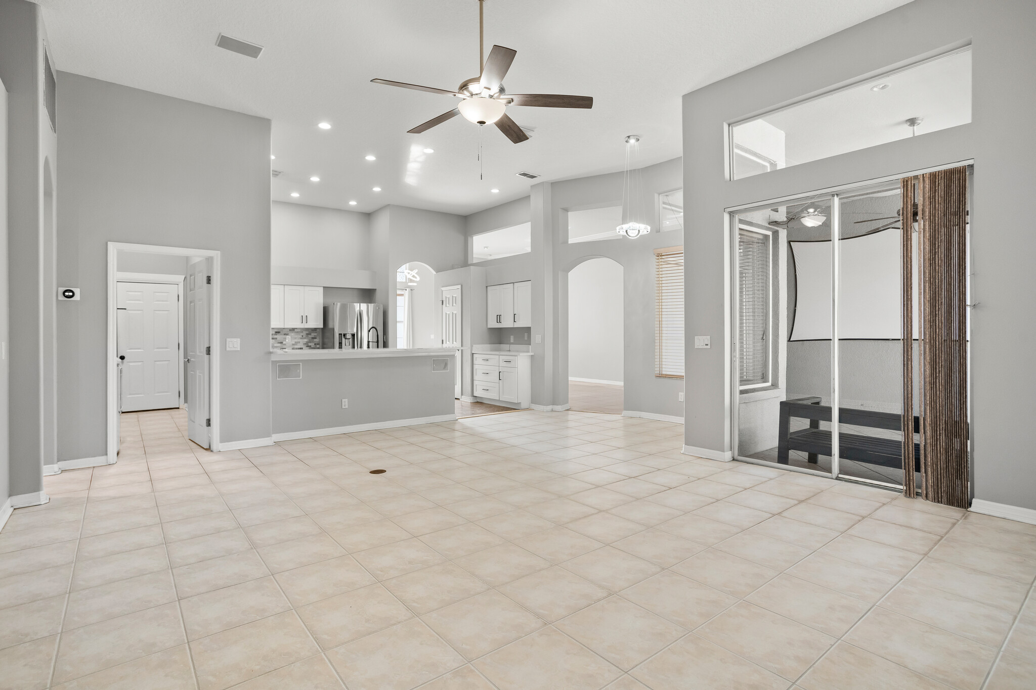 Building Photo - 2810 University Acres Dr