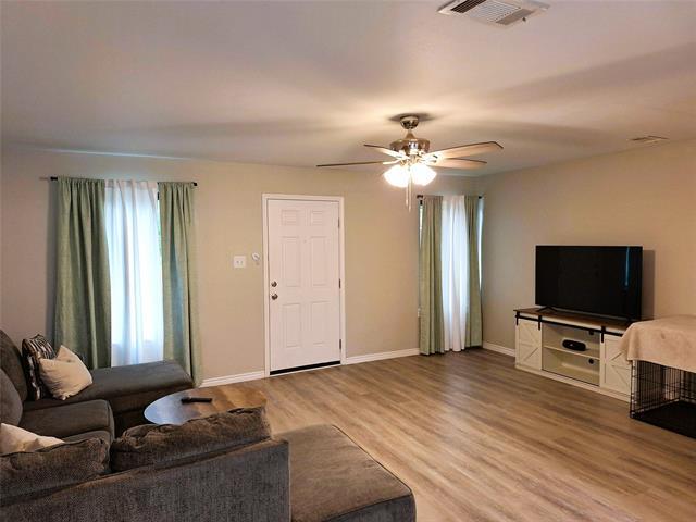 Building Photo - 316 N Heights Dr
