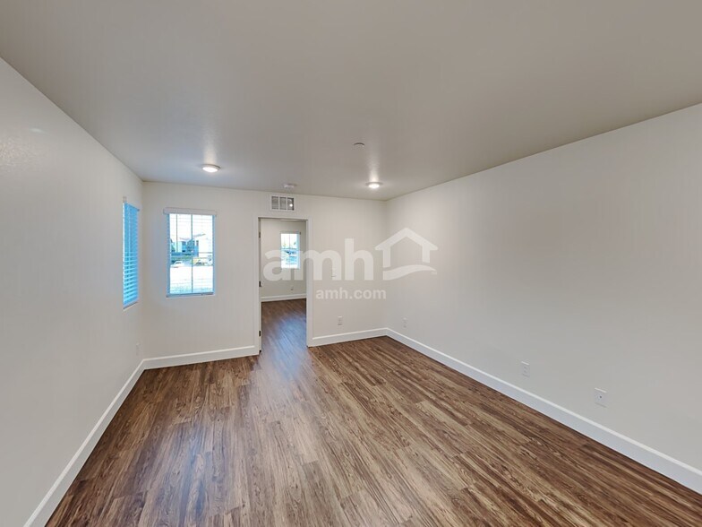 Building Photo - 78 Cabaletta Ln