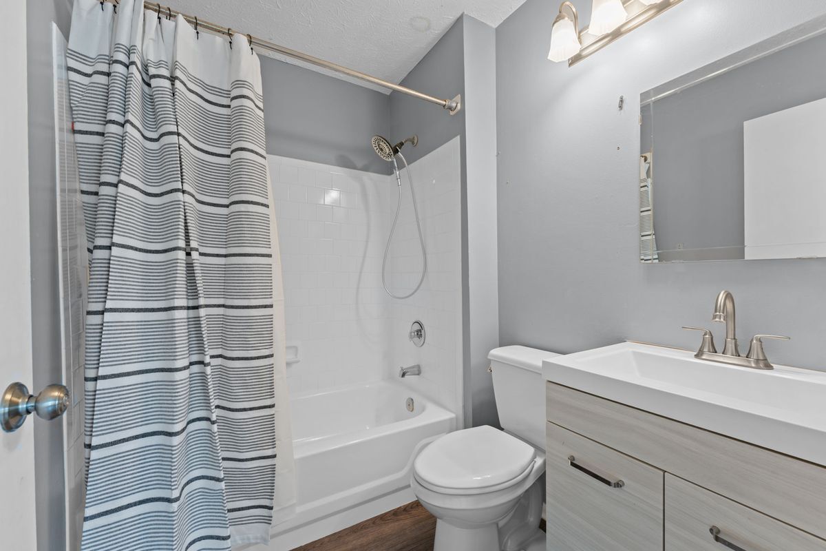 Building Photo - 8561 Skipjack Pl