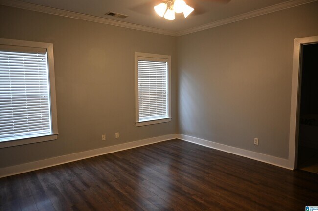 Building Photo - 2017 Kelly Creek Ct