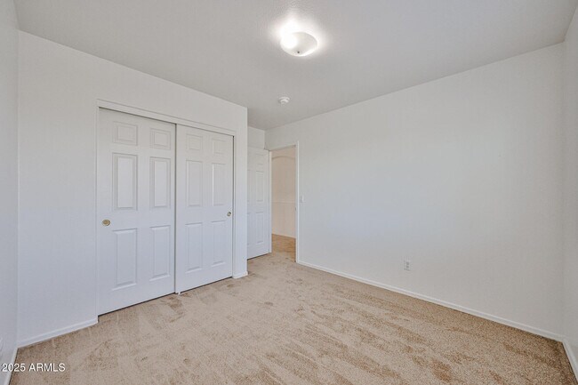 Building Photo - 14584 W Watson Ln