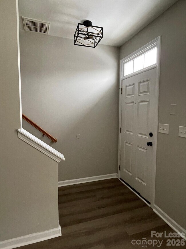 Building Photo - 3129 Nevin Pl Dr