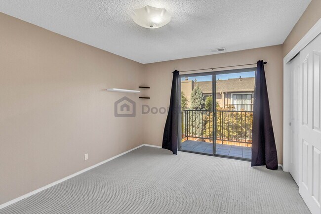 Building Photo - 1362 Casa Ct