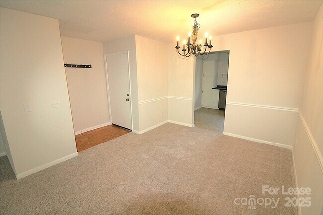 Building Photo - 3200 Heathstead Place