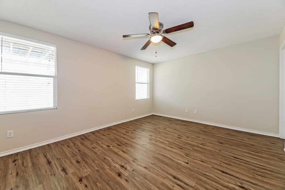 Building Photo - 16528 Woodside Dr