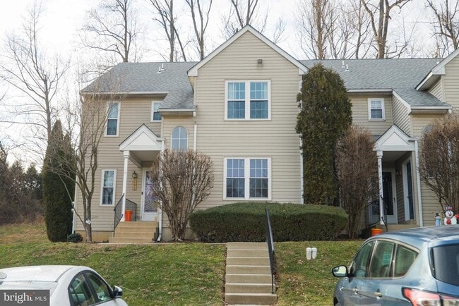 Building Photo - 293 Wexford Ct