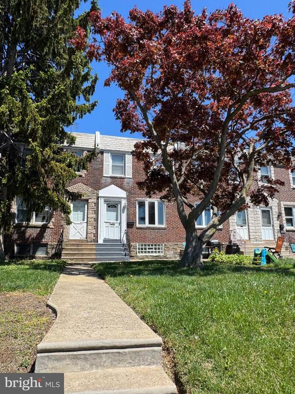 Primary Photo - 3503 Hartel Ave