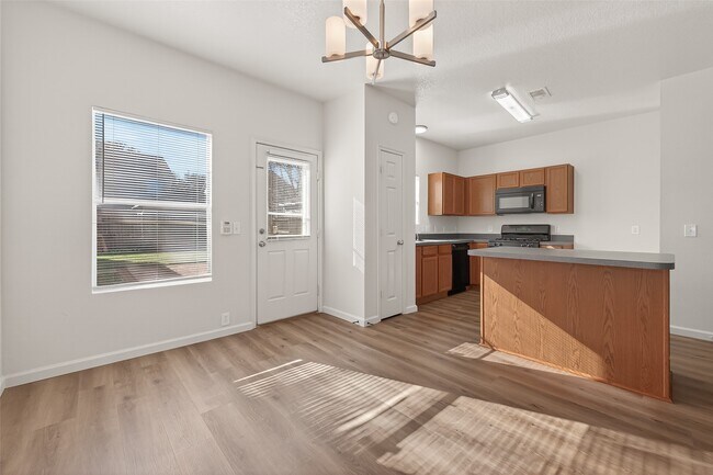 Building Photo - 18743 S Lyford Dr