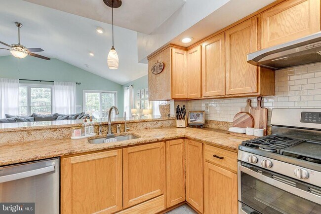 Building Photo - 24 Virginia Trail