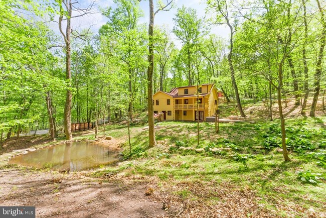 Building Photo - 1850 Ridge Rd