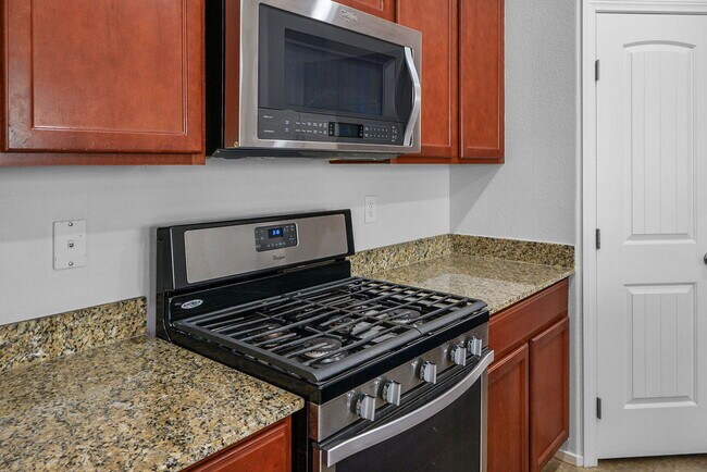 Building Photo - "Charming 3-Bed Oasis with 2 Baths in North Las Vegas – Spacious 1741 Sq Ft!"