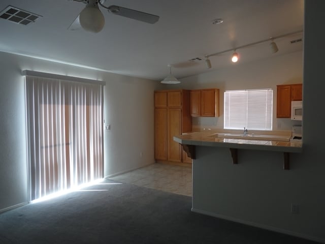 Building Photo - 437 Palegold St