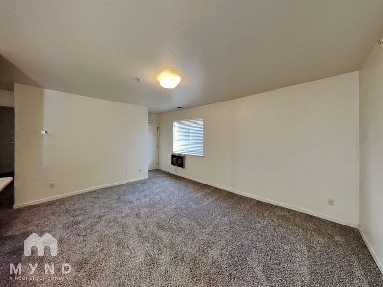 Building Photo - 954 Berrum Ln