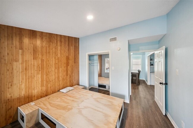 Building Photo - 77 Bayou Vista Dr