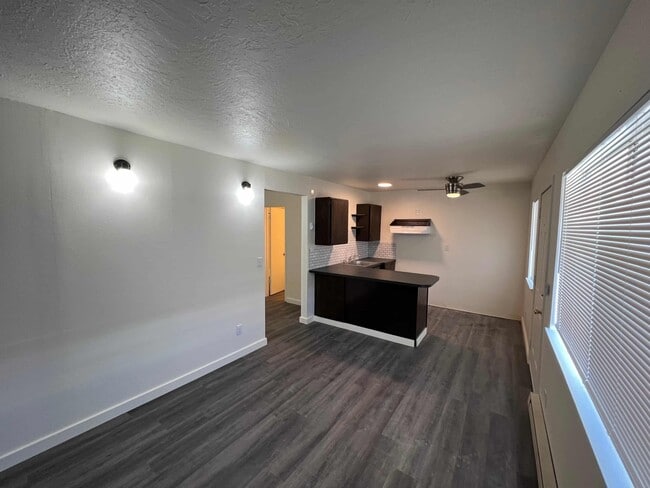 Floorplan - Studio West Apartments