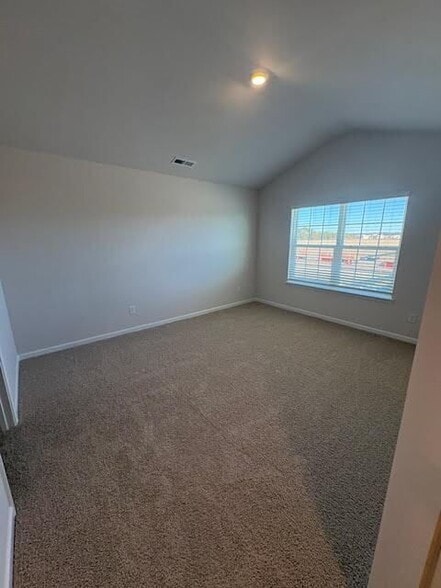 Building Photo - 3404 Sunstone Wy