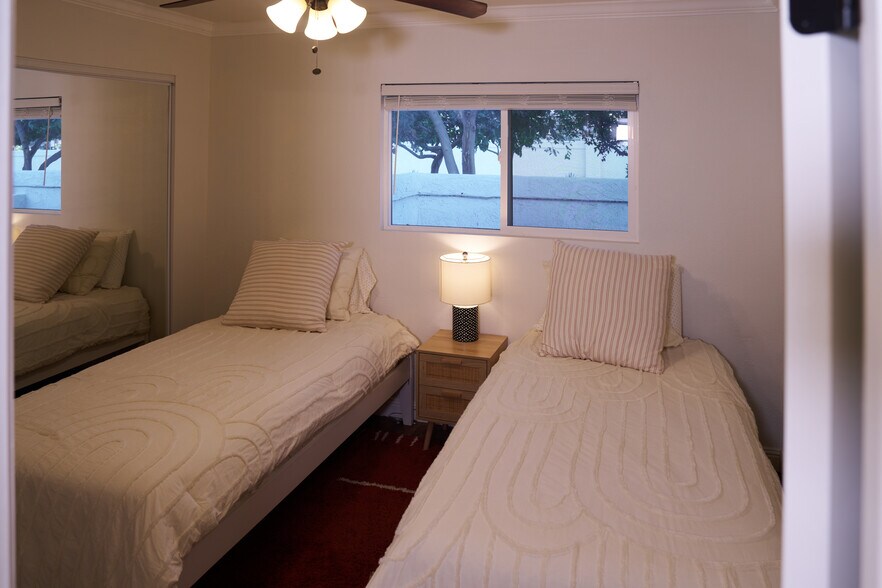 Building Photo - 46705 Washington St