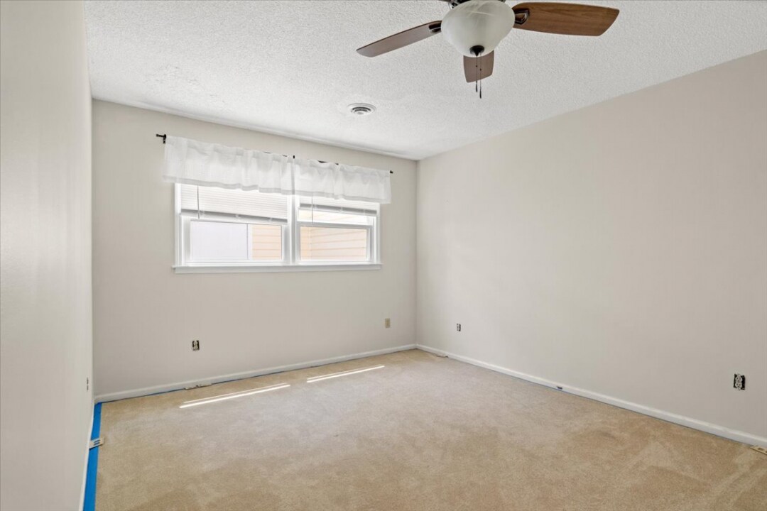 Bedroom 3 - 488 Greenview Dr