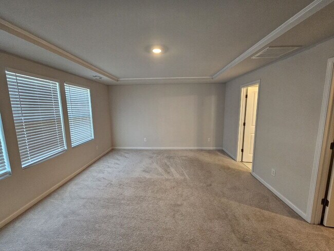 Building Photo - 6529 Mezzo Ln