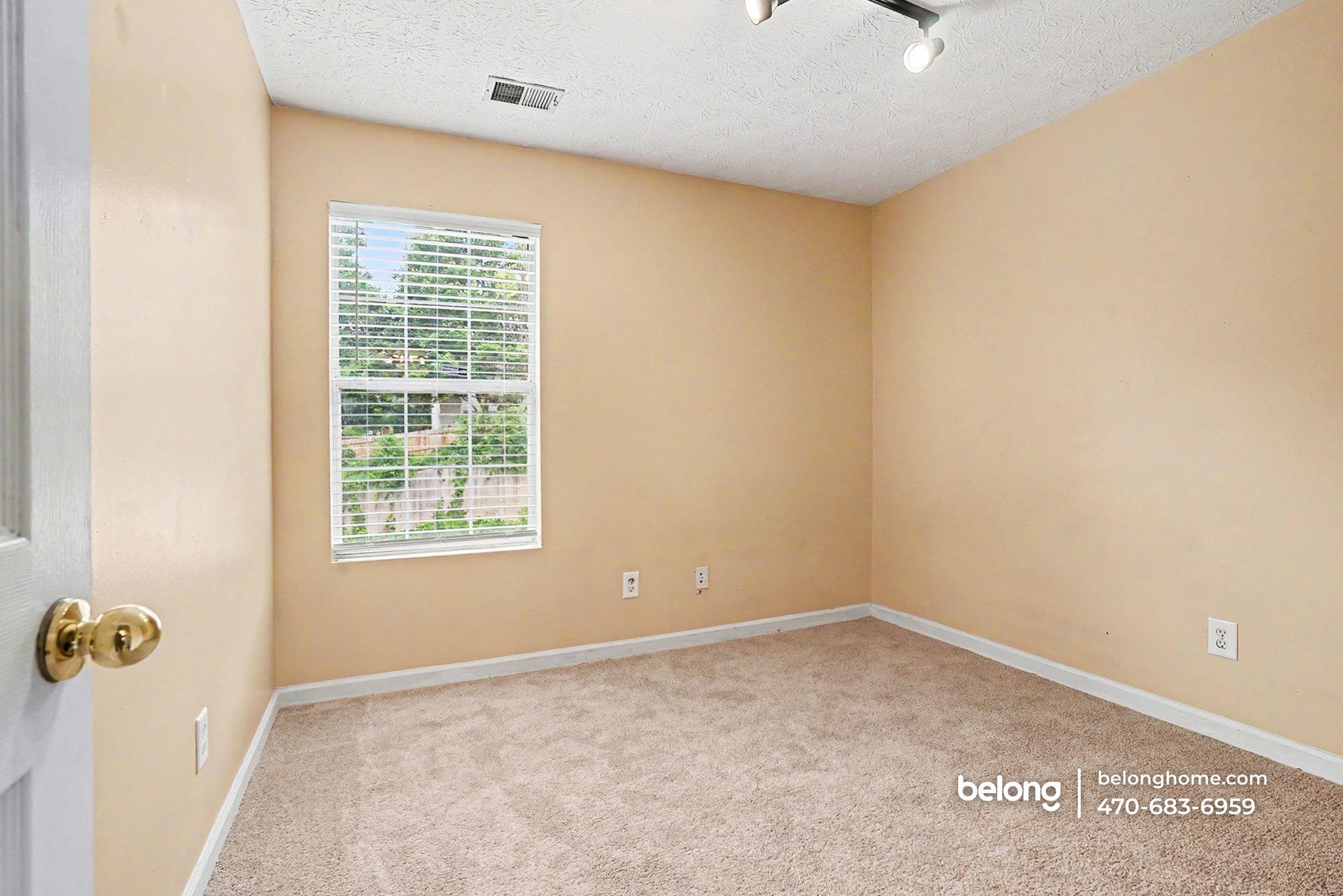 Building Photo - 5599 Windfall Ln
