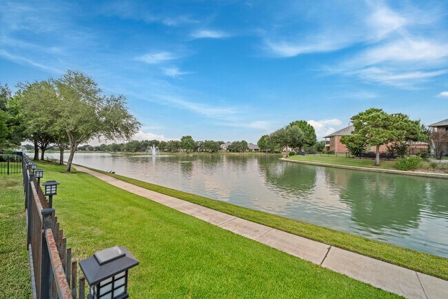 Building Photo - 10926 Wynfield Springs Dr